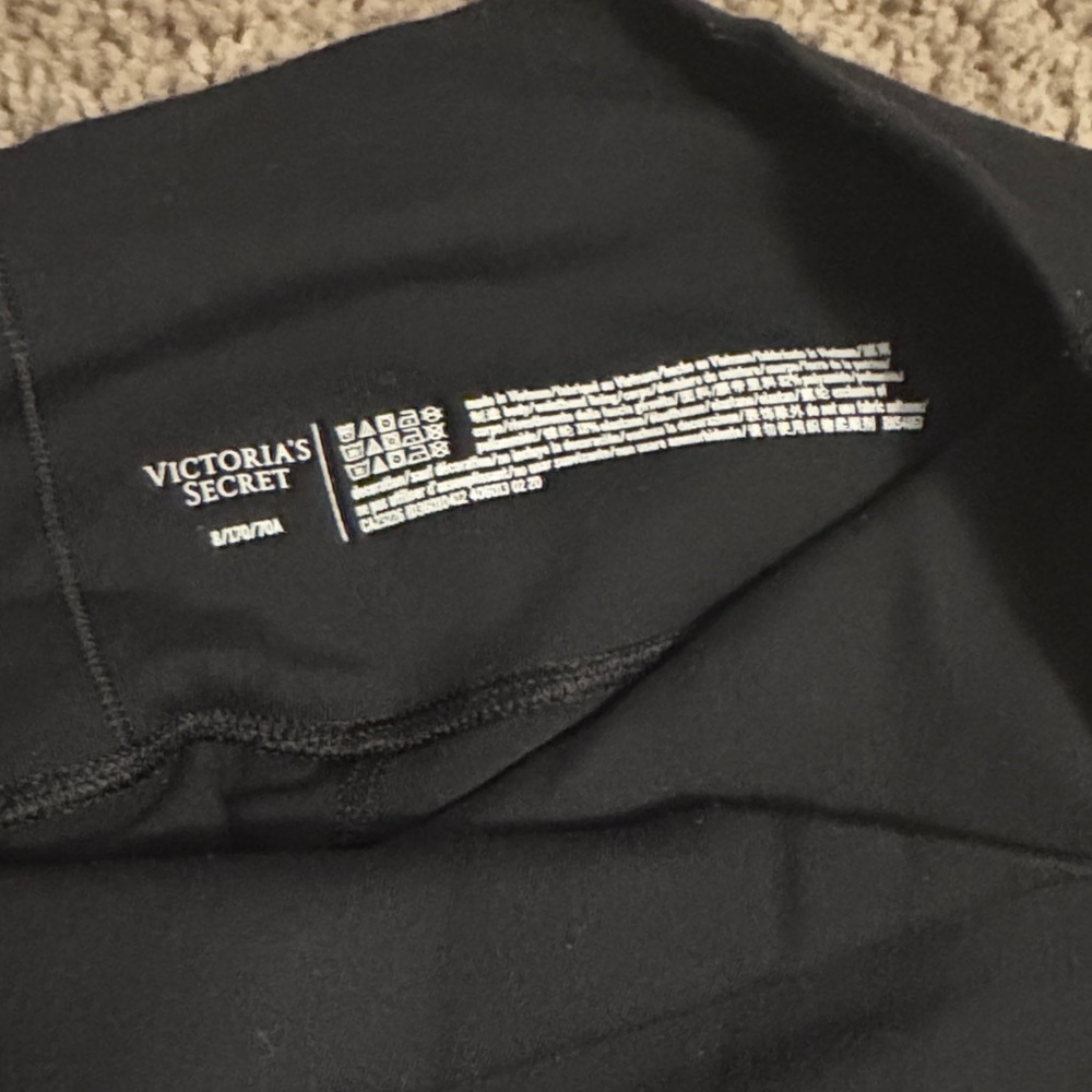 Victoria's Secret Elegant Black workout leggings